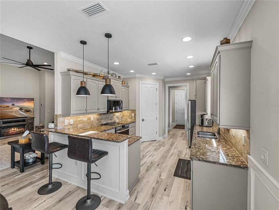 Active With Contract: $497,000 (3 beds, 2 baths, 2175 Square Feet)