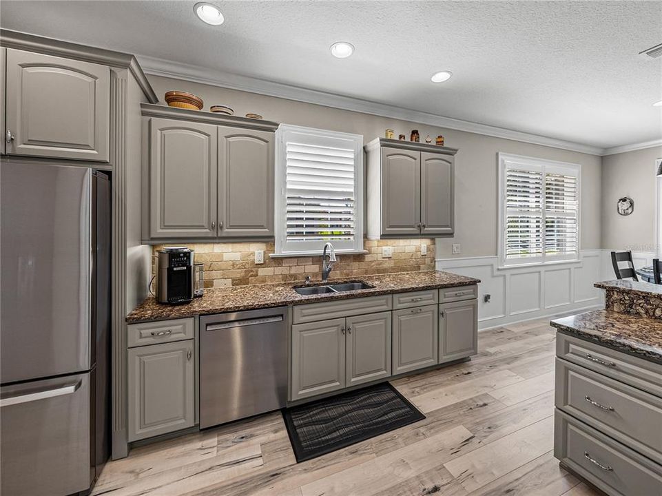 Active With Contract: $497,000 (3 beds, 2 baths, 2175 Square Feet)