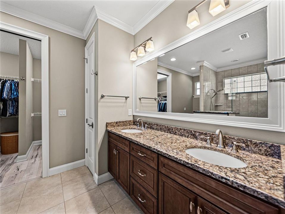 Active With Contract: $497,000 (3 beds, 2 baths, 2175 Square Feet)