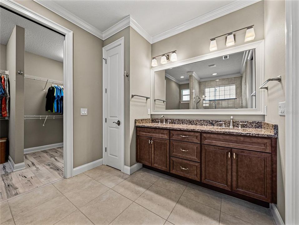 Active With Contract: $497,000 (3 beds, 2 baths, 2175 Square Feet)