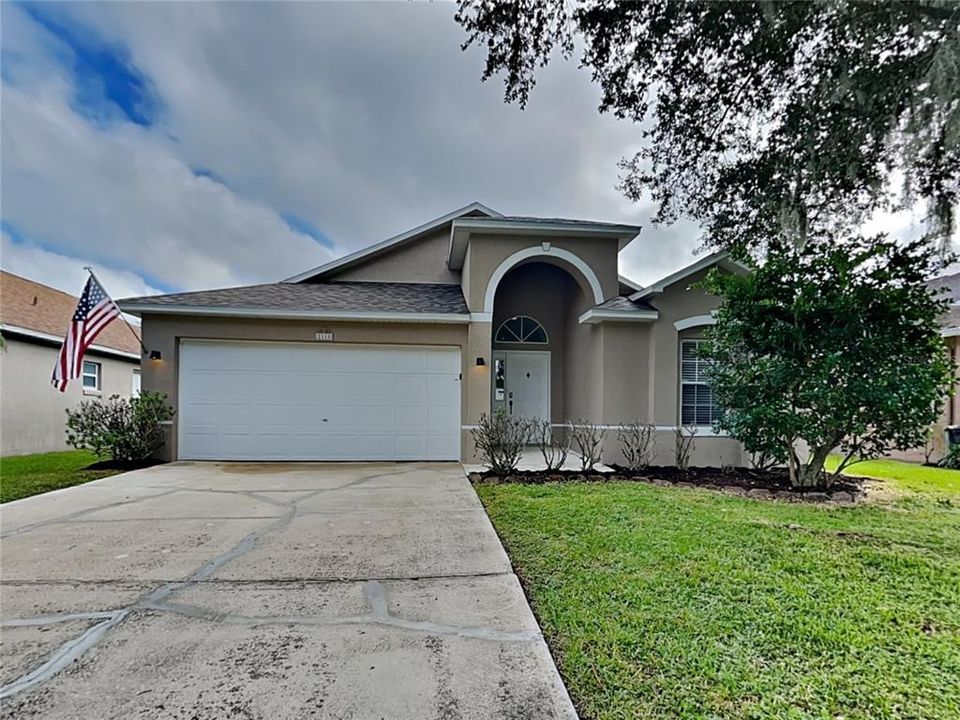 Recently Rented: $1,819 (3 beds, 2 baths, 1401 Square Feet)