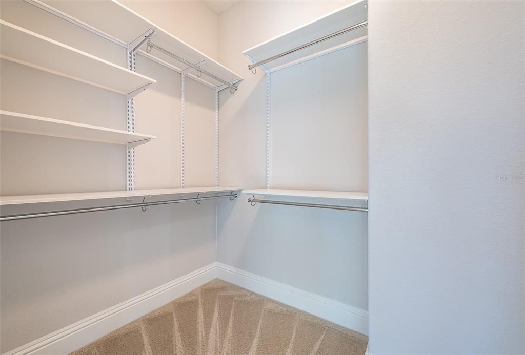 For Rent: $14,800 (6 beds, 7 baths, 7337 Square Feet)