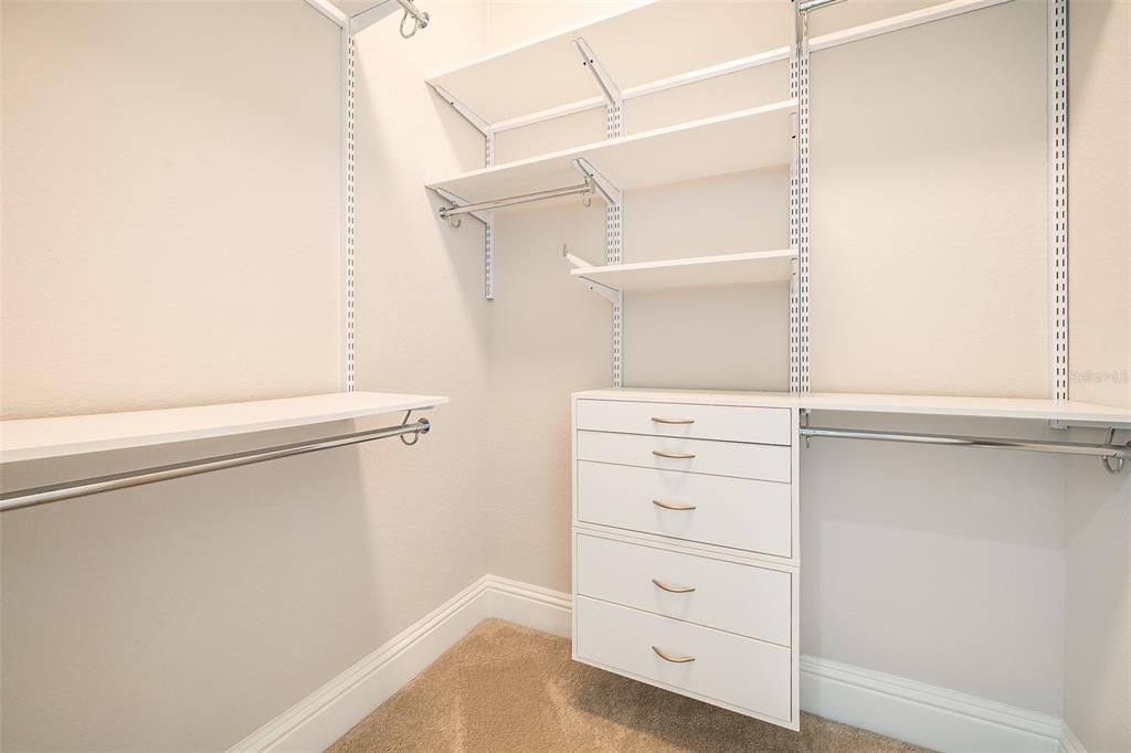 For Rent: $14,800 (6 beds, 7 baths, 7337 Square Feet)