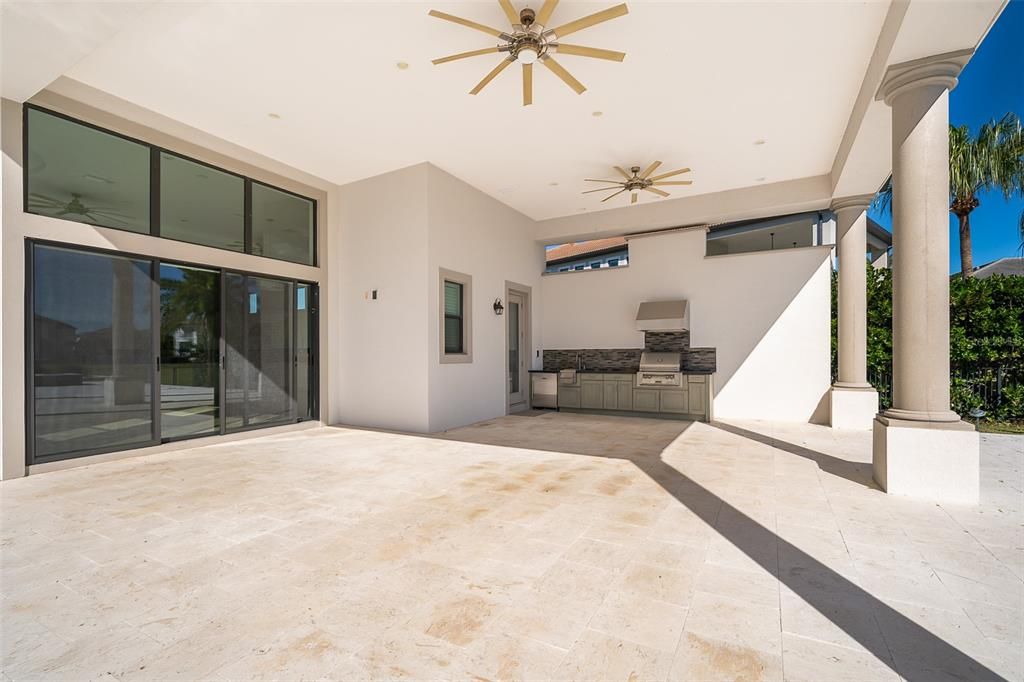 For Rent: $14,800 (6 beds, 7 baths, 7337 Square Feet)