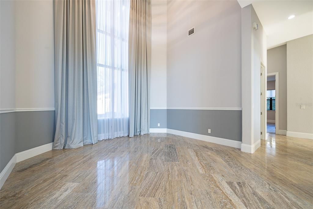 For Rent: $14,800 (6 beds, 7 baths, 7337 Square Feet)