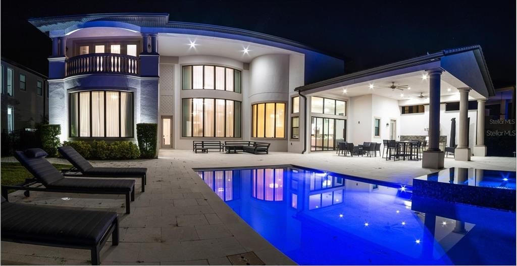 For Rent: $14,800 (6 beds, 7 baths, 7337 Square Feet)