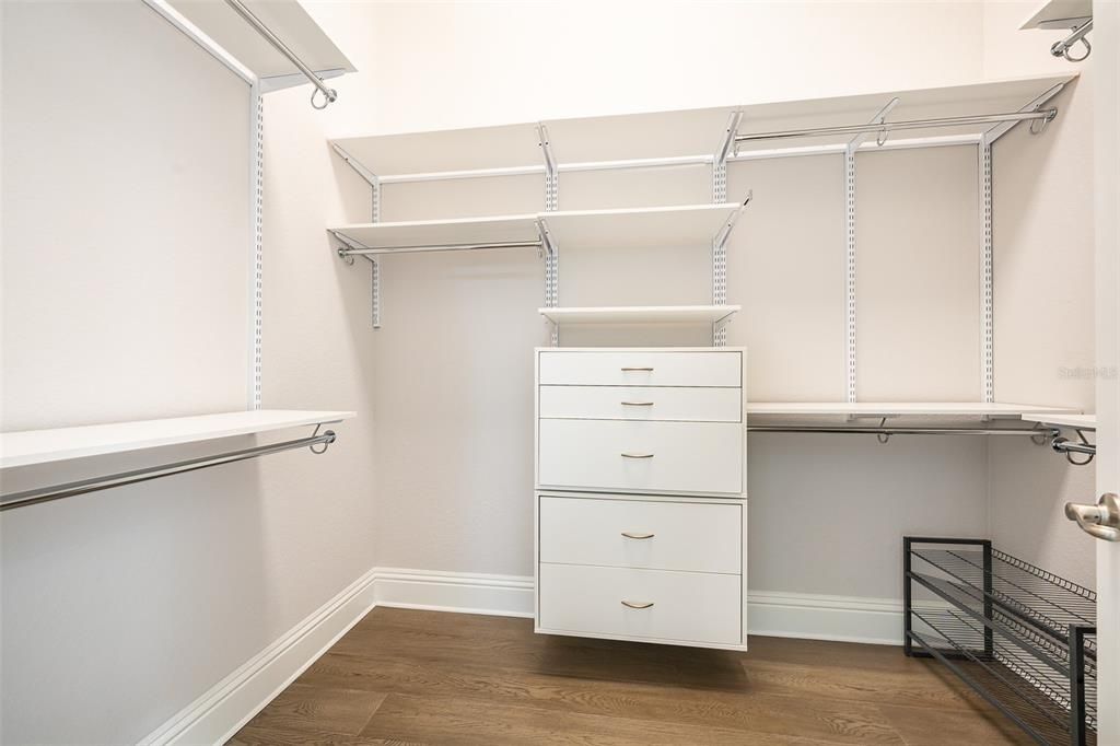 For Rent: $14,800 (6 beds, 7 baths, 7337 Square Feet)