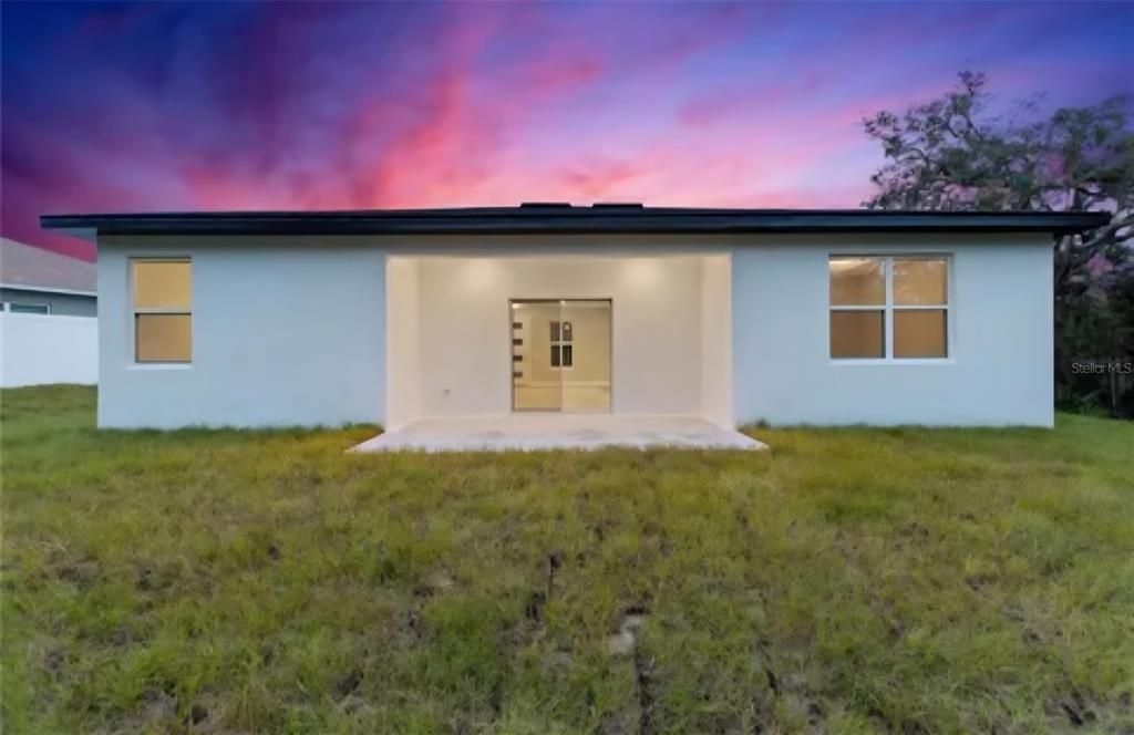 For Sale: $344,000 (4 beds, 2 baths, 1670 Square Feet)