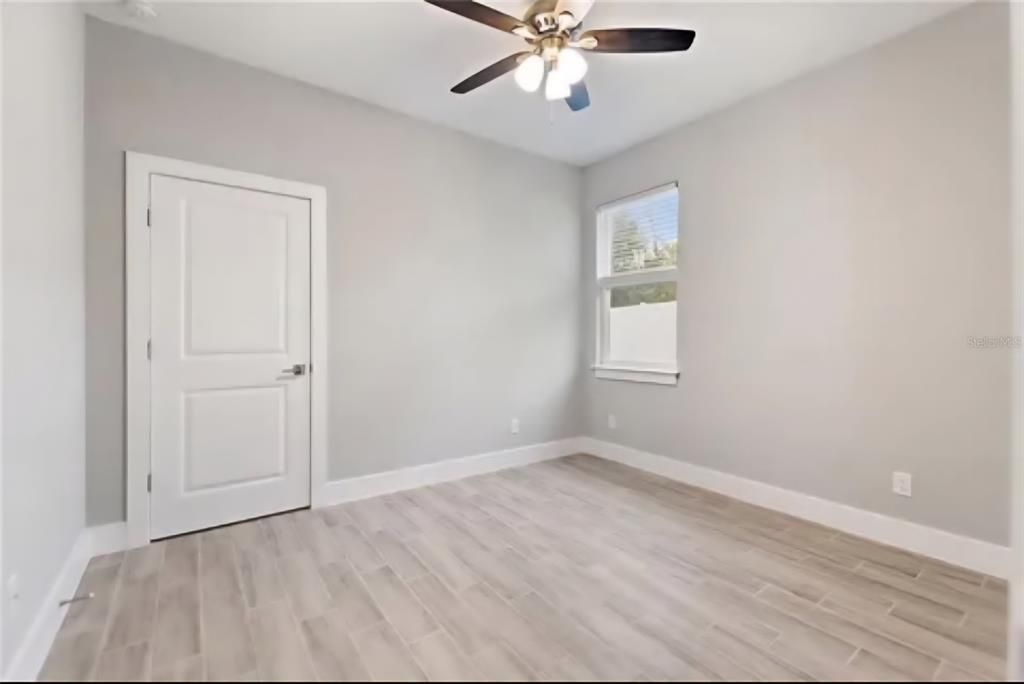 For Sale: $344,000 (4 beds, 2 baths, 1670 Square Feet)