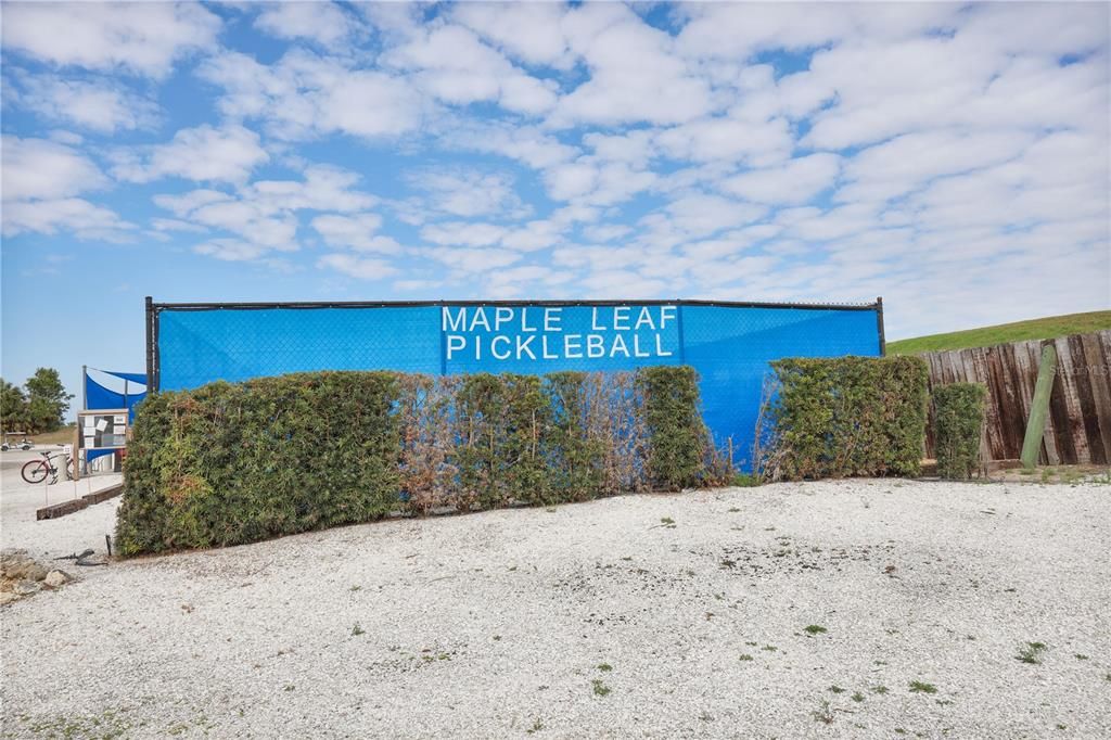 For Sale: $162,000 (2 beds, 2 baths, 1256 Square Feet)