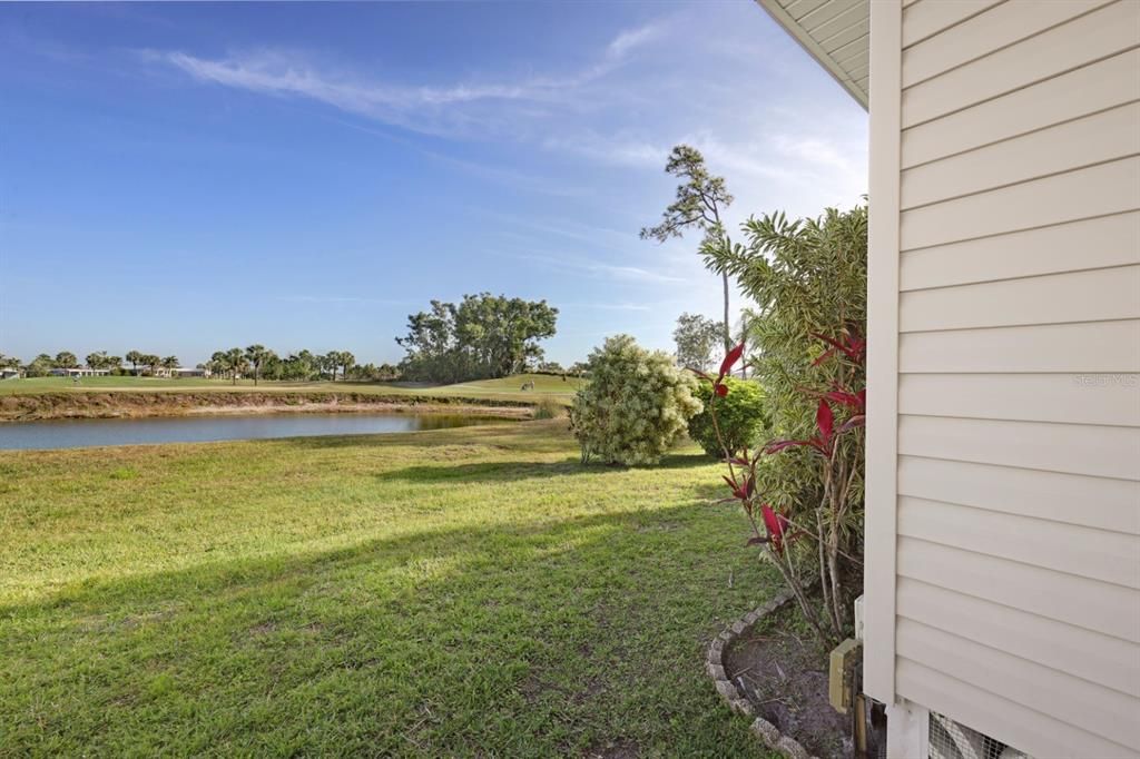 For Sale: $162,000 (2 beds, 2 baths, 1256 Square Feet)