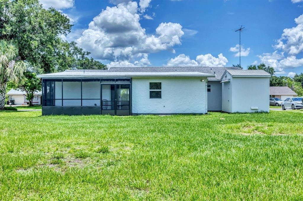 出租: $1,800 (3 贝兹, 2 浴室, 1296 平方英尺)