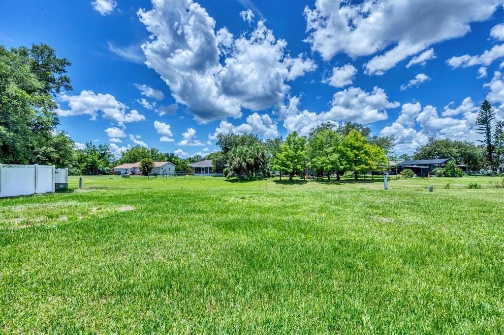 出租: $1,800 (3 贝兹, 2 浴室, 1296 平方英尺)