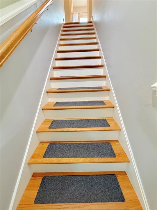 For Rent: $3,299 (3 beds, 2 baths, 1699 Square Feet)