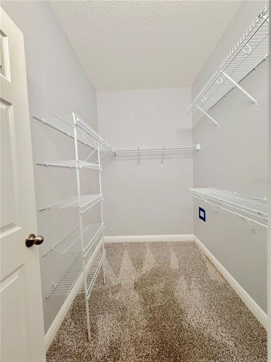 For Rent: $3,299 (3 beds, 2 baths, 1699 Square Feet)