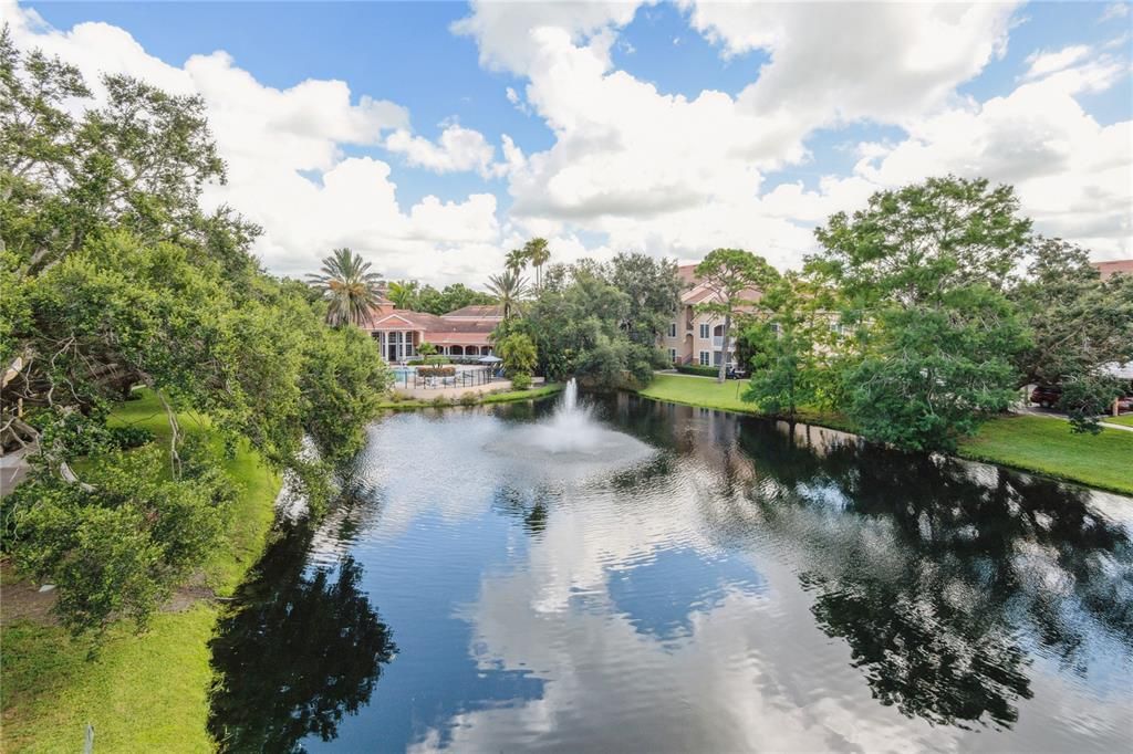 For Sale: $222,999 (1 beds, 1 baths, 949 Square Feet)