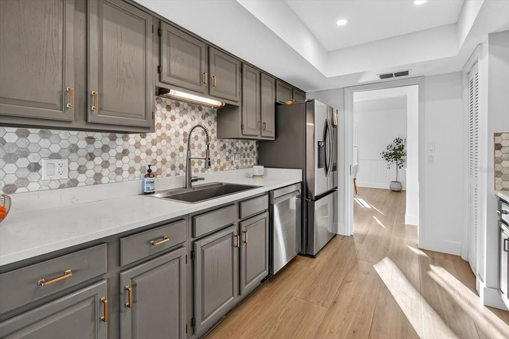 待售: $749,000 (3 贝兹, 2 浴室, 1729 平方英尺)