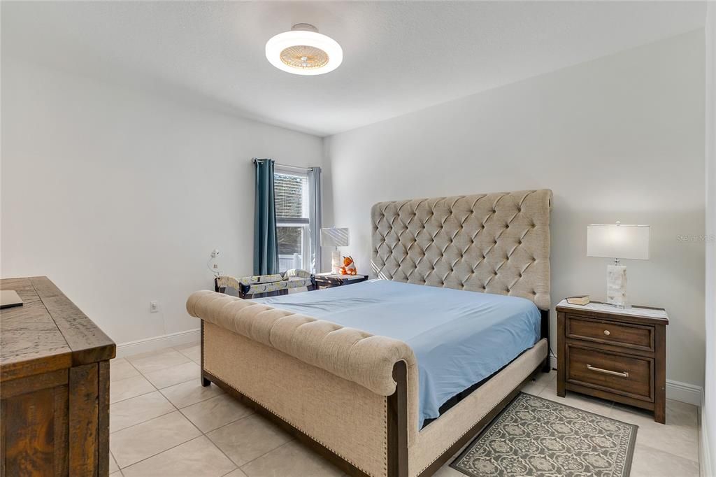 For Sale: $319,000 (4 beds, 2 baths, 1580 Square Feet)