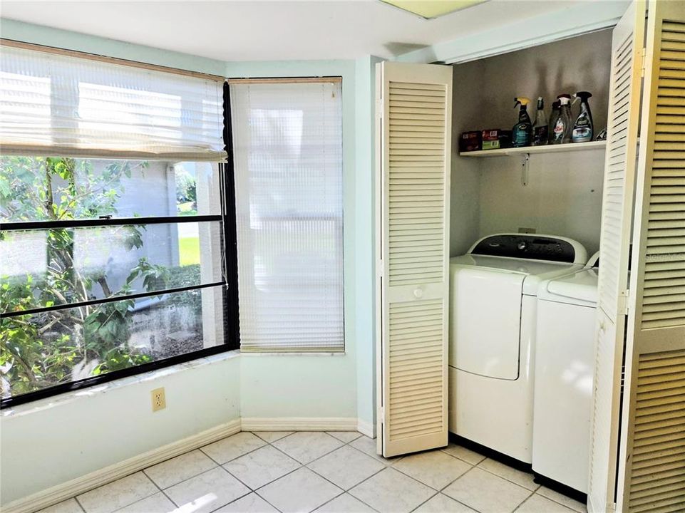 For Sale: $195,000 (2 beds, 2 baths, 1346 Square Feet)