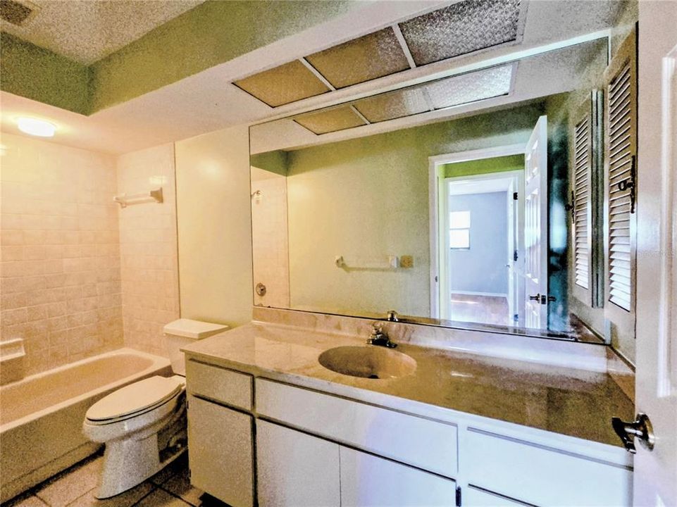 For Sale: $195,000 (2 beds, 2 baths, 1346 Square Feet)