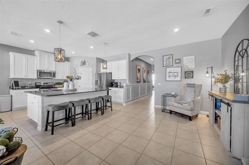 For Sale: $455,000 (4 beds, 2 baths, 2043 Square Feet)