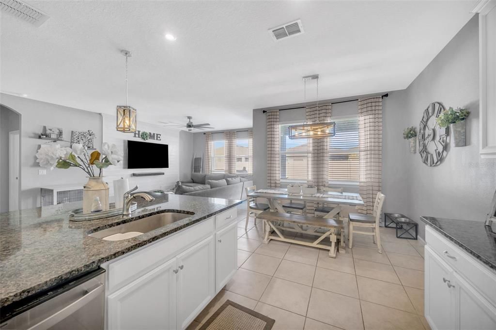 For Sale: $455,000 (4 beds, 2 baths, 2043 Square Feet)