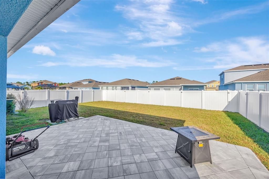 For Sale: $455,000 (4 beds, 2 baths, 2043 Square Feet)