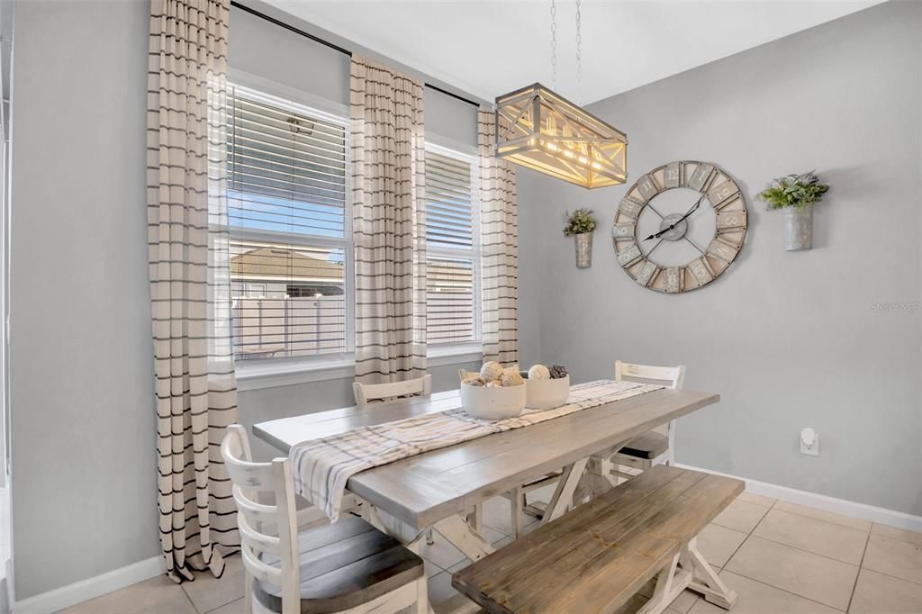 For Sale: $455,000 (4 beds, 2 baths, 2043 Square Feet)