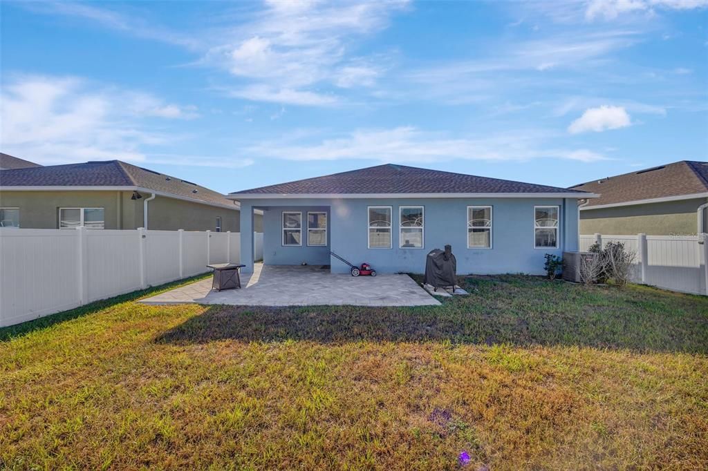 For Sale: $455,000 (4 beds, 2 baths, 2043 Square Feet)