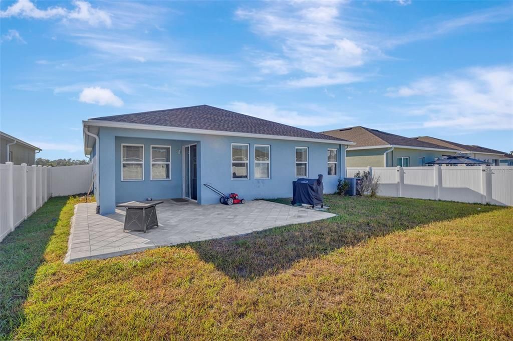 For Sale: $455,000 (4 beds, 2 baths, 2043 Square Feet)