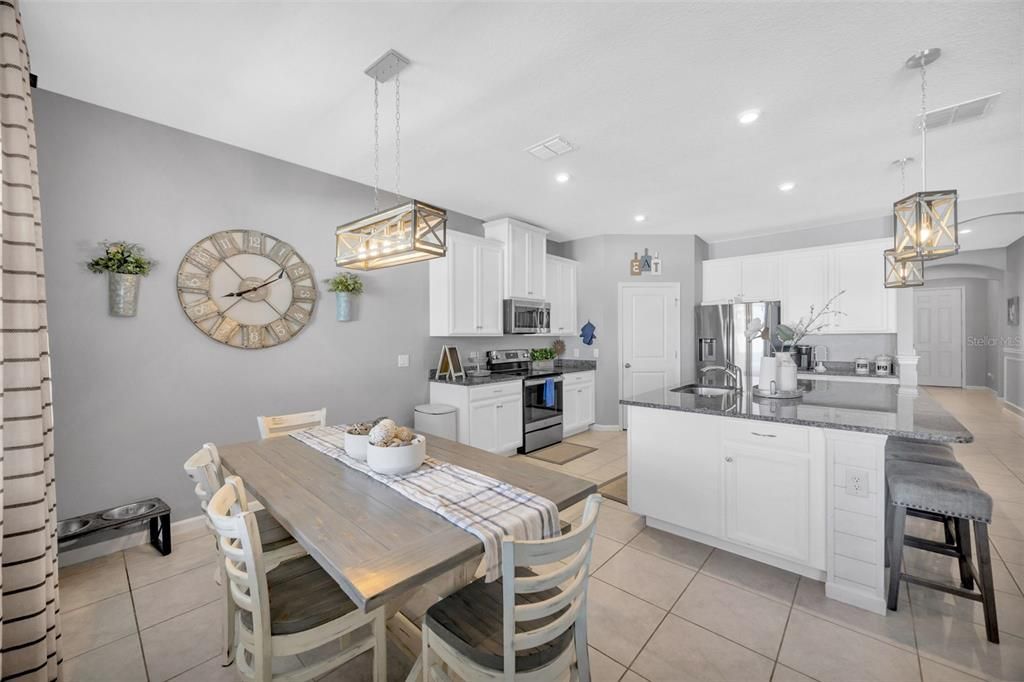 For Sale: $455,000 (4 beds, 2 baths, 2043 Square Feet)