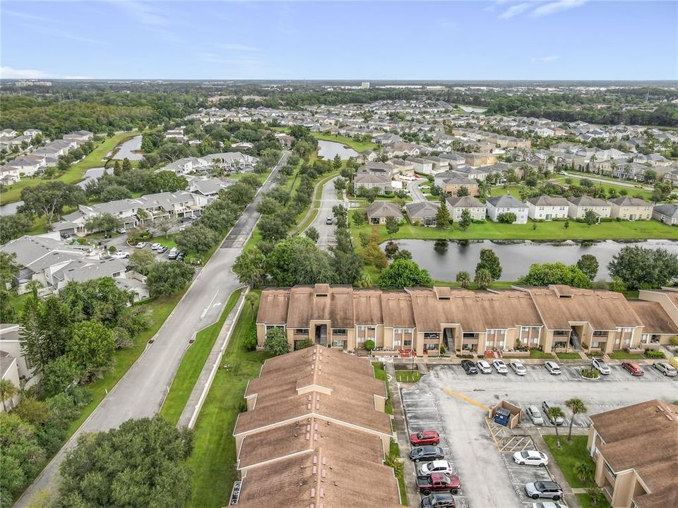 For Sale: $248,900 (2 beds, 2 baths, 1048 Square Feet)