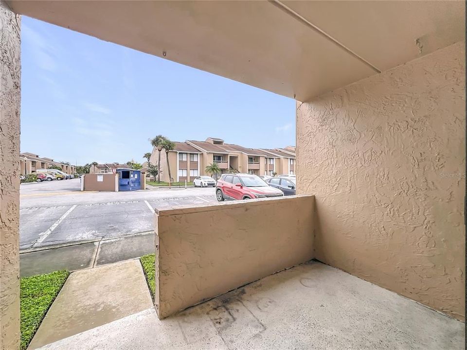 For Sale: $248,900 (2 beds, 2 baths, 1048 Square Feet)