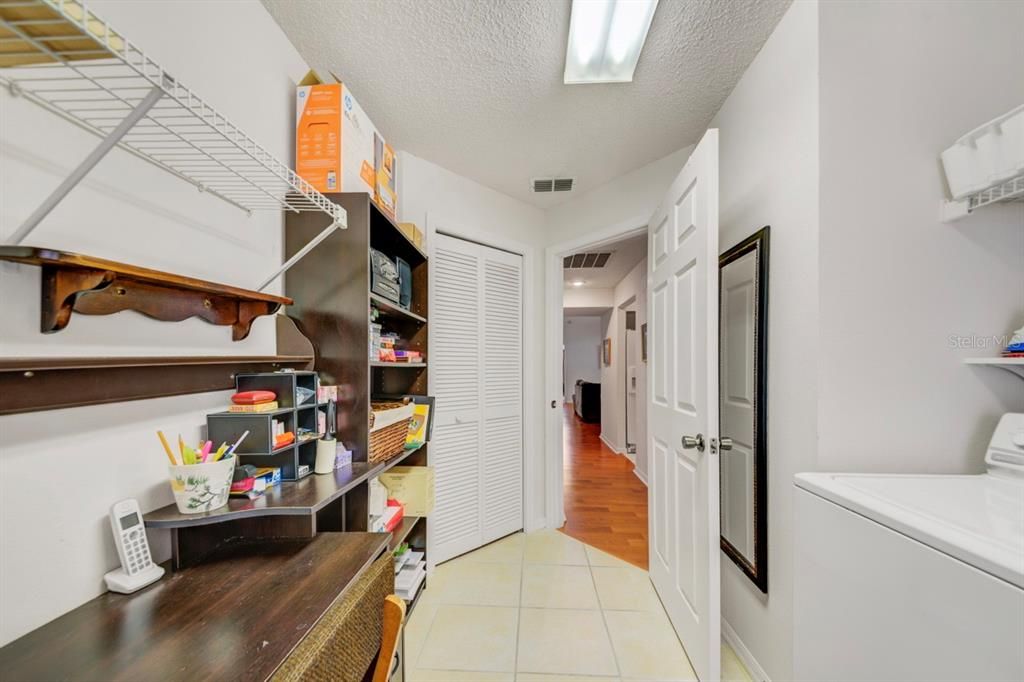 En Venta: $356,628 (3 camas, 2 baños, 2240 Pies cuadrados)