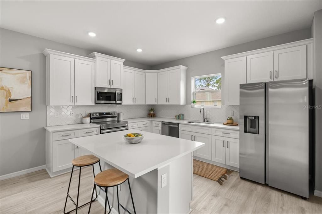 For Sale: $399,900 (4 beds, 3 baths, 2092 Square Feet)