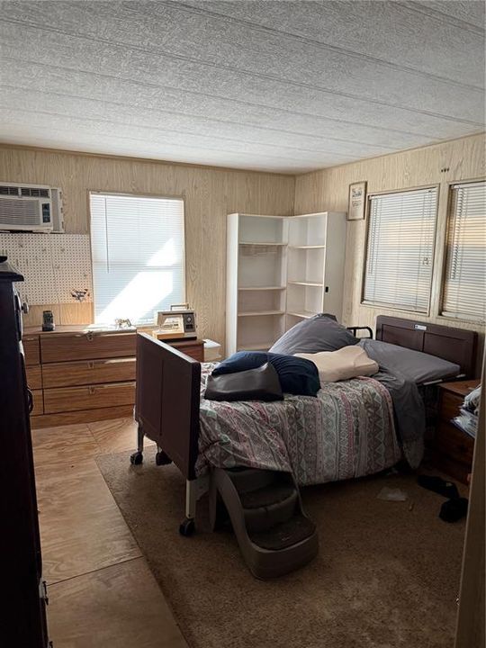 На продажу: $60,000 (2 спален, 2 ванн, 1056 Квадратных фут)