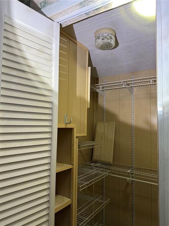 На продажу: $60,000 (2 спален, 2 ванн, 1056 Квадратных фут)