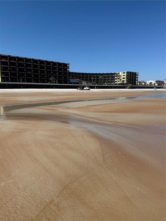 待售: $179,900 (0 贝兹, 1 浴室, 402 平方英尺)