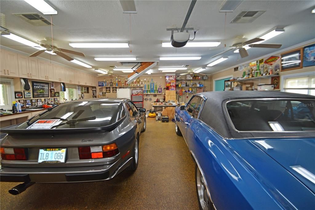 合同活跃: $445,000 (3 贝兹, 2 浴室, 1737 平方英尺)