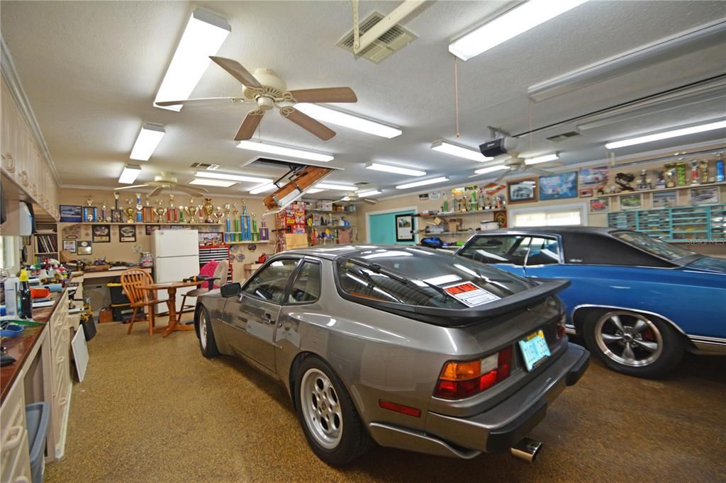 合同活跃: $445,000 (3 贝兹, 2 浴室, 1737 平方英尺)