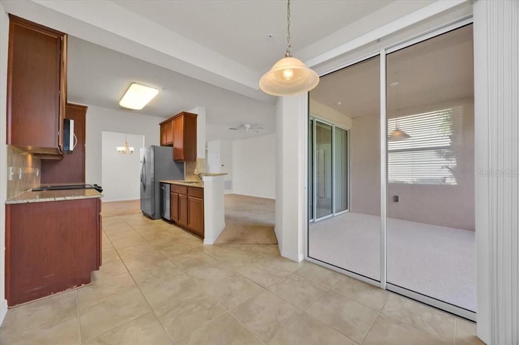 待售: $213,900 (2 贝兹, 2 浴室, 1536 平方英尺)