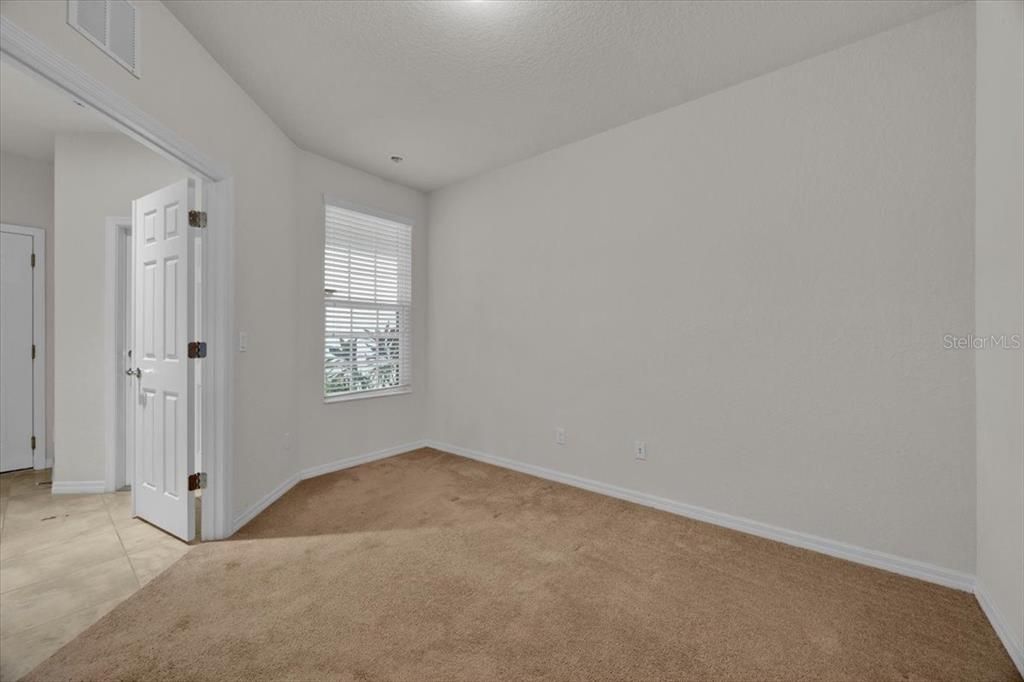 待售: $213,900 (2 贝兹, 2 浴室, 1536 平方英尺)