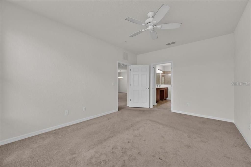 待售: $213,900 (2 贝兹, 2 浴室, 1536 平方英尺)