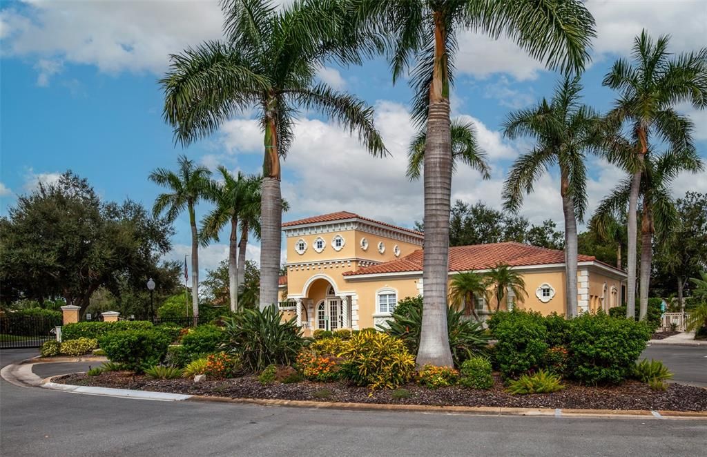 For Sale: $659,000 (3 beds, 2 baths, 1718 Square Feet)