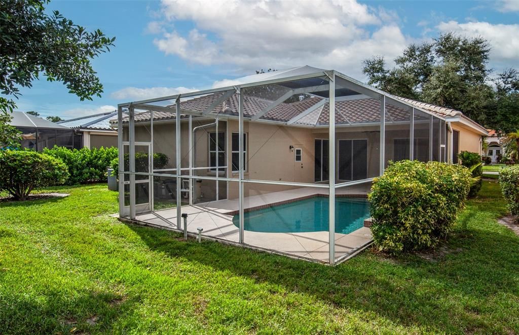 For Sale: $659,000 (3 beds, 2 baths, 1718 Square Feet)