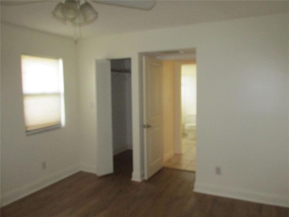 For Rent: $1,300 (1 beds, 1 baths, 648 Square Feet)