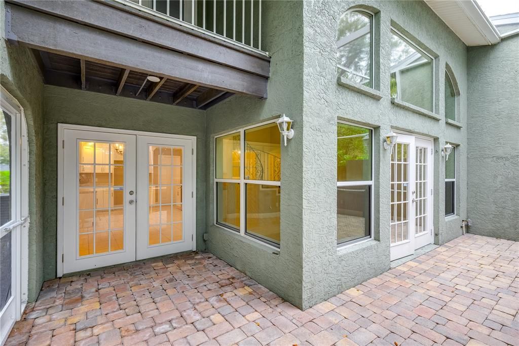 For Sale: $297,500 (3 beds, 2 baths, 1445 Square Feet)