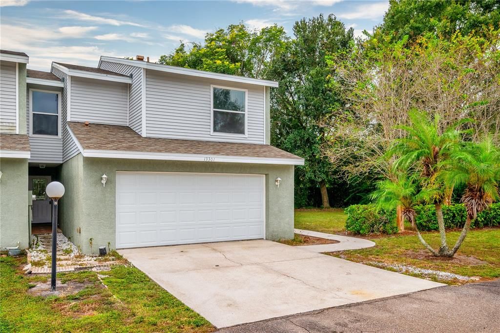 For Sale: $297,500 (3 beds, 2 baths, 1445 Square Feet)