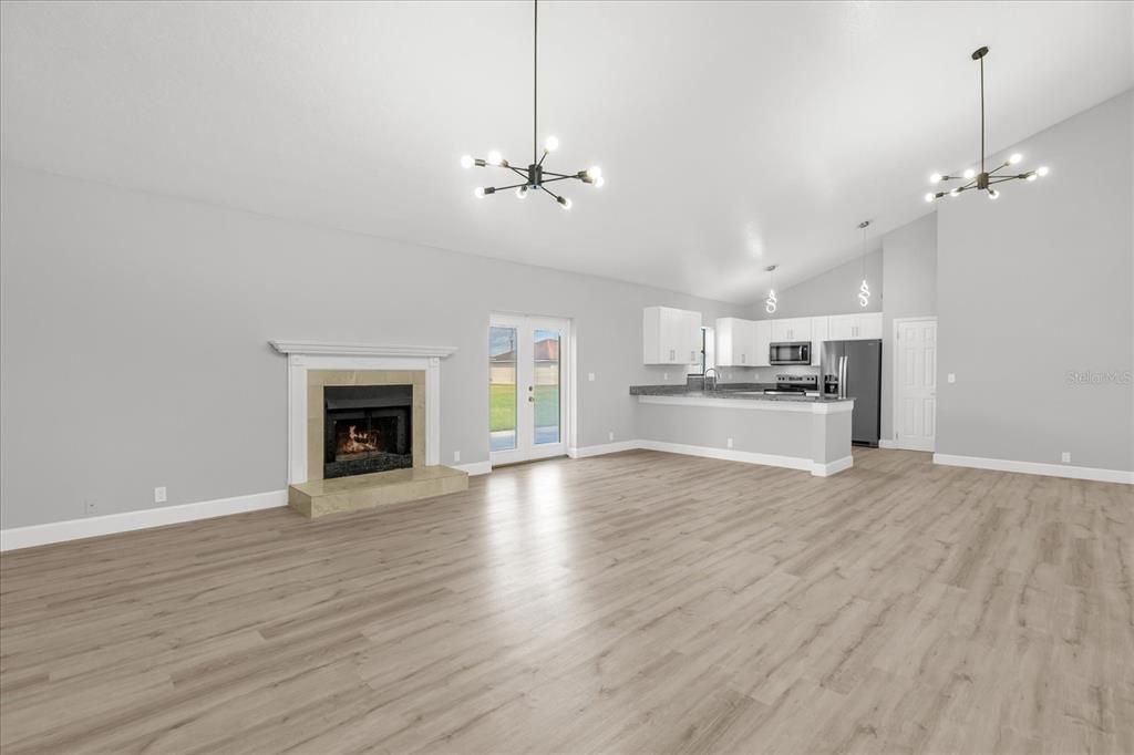 待售: $319,900 (3 贝兹, 2 浴室, 1590 平方英尺)