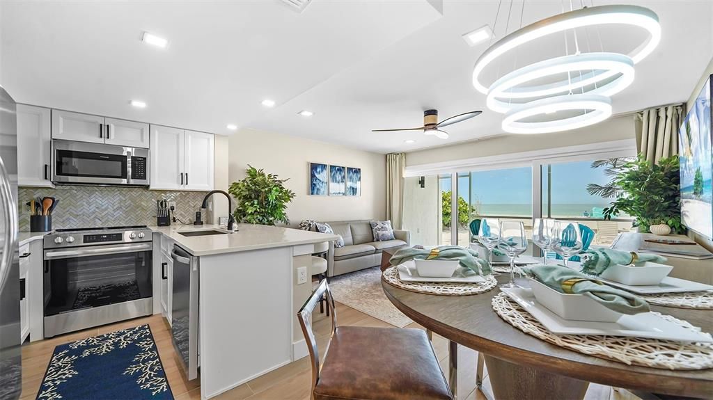 For Sale: $1,350,000 (1 beds, 1 baths, 660 Square Feet)